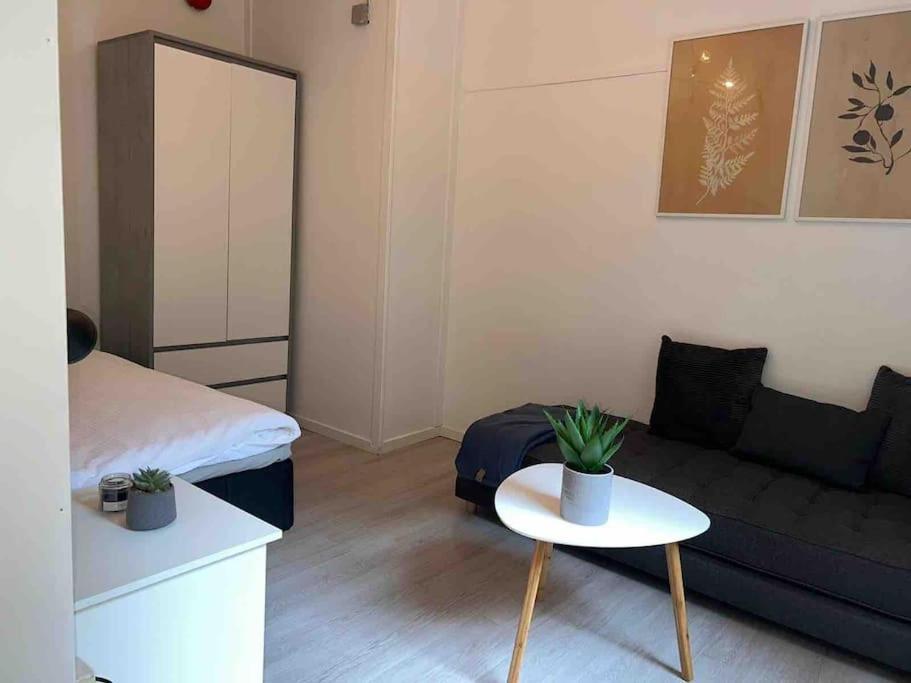 Sentral Leilighet I Gamle Oslo Apartment Exterior foto