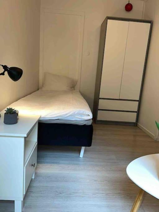 Sentral Leilighet I Gamle Oslo Apartment Exterior foto